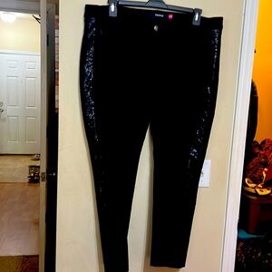 Black Sequin side Leggings PLUS